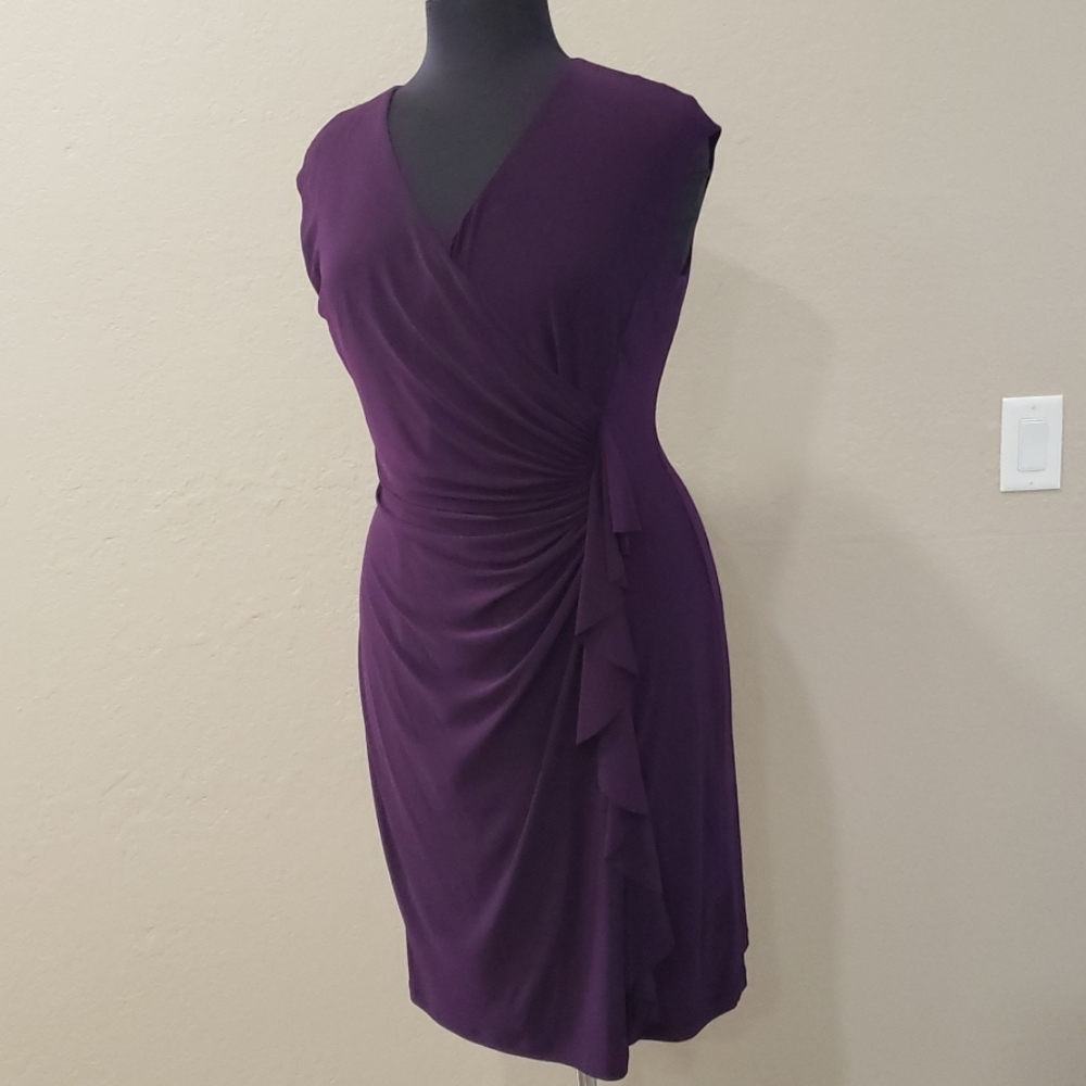 This dress is very flattering and can be worn in t